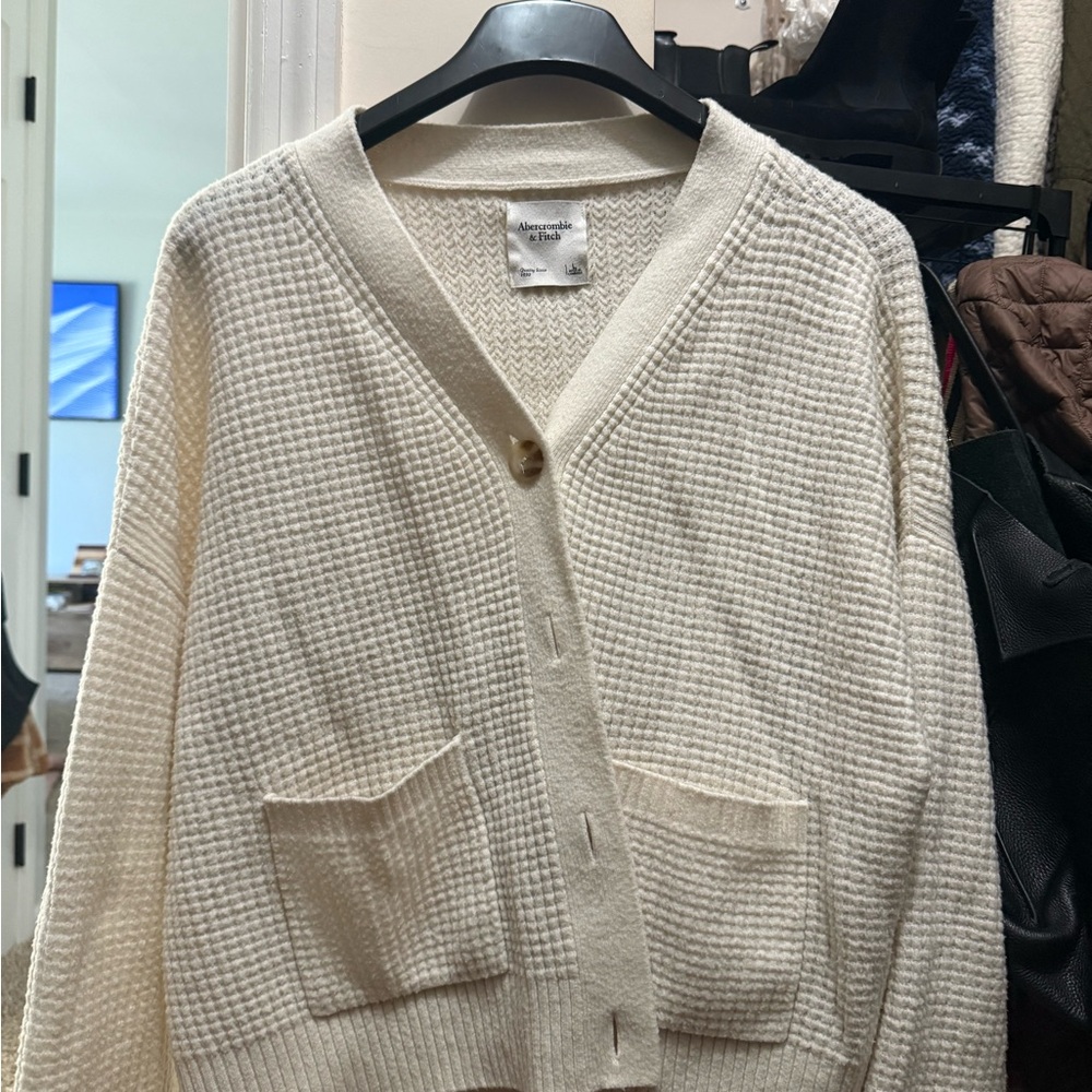 Abercrombie & Fitch Cream Textured Cardigan